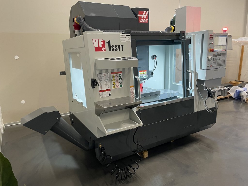 Haas VF-1SSYT_1