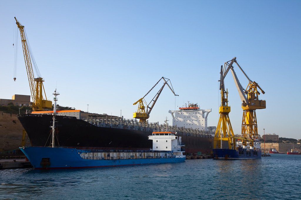 1. Navantia, foto ilustracija Freepik