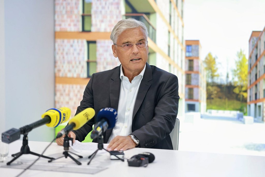 Zavrnjena je bila tudi kazenska ovadba zoper predsednika uprave Stanovanjskega sklada RS mag. Črtomirja Remca, ki sta jo vložila Edvard Oven in Jožka Hegler. Foto Borut Cvetko Mediaspeed