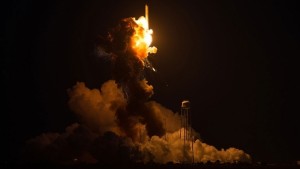 .antares_explosion_1.thumb-300x169.jpg